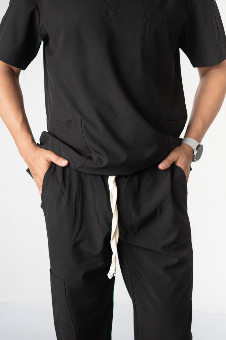 SCRUB ANTIFLUIDOS NEGRO HOMBRE